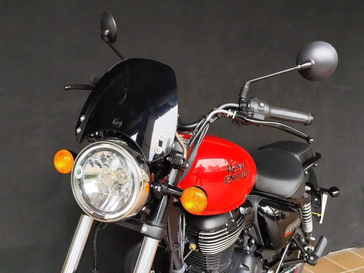 Royal Enfield Meteor 350 (2021 - 26) (7)