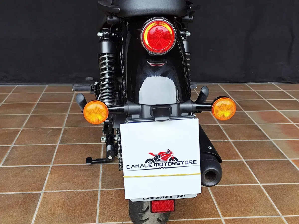 Royal Enfield Meteor 350 (2021 - 26) (13)