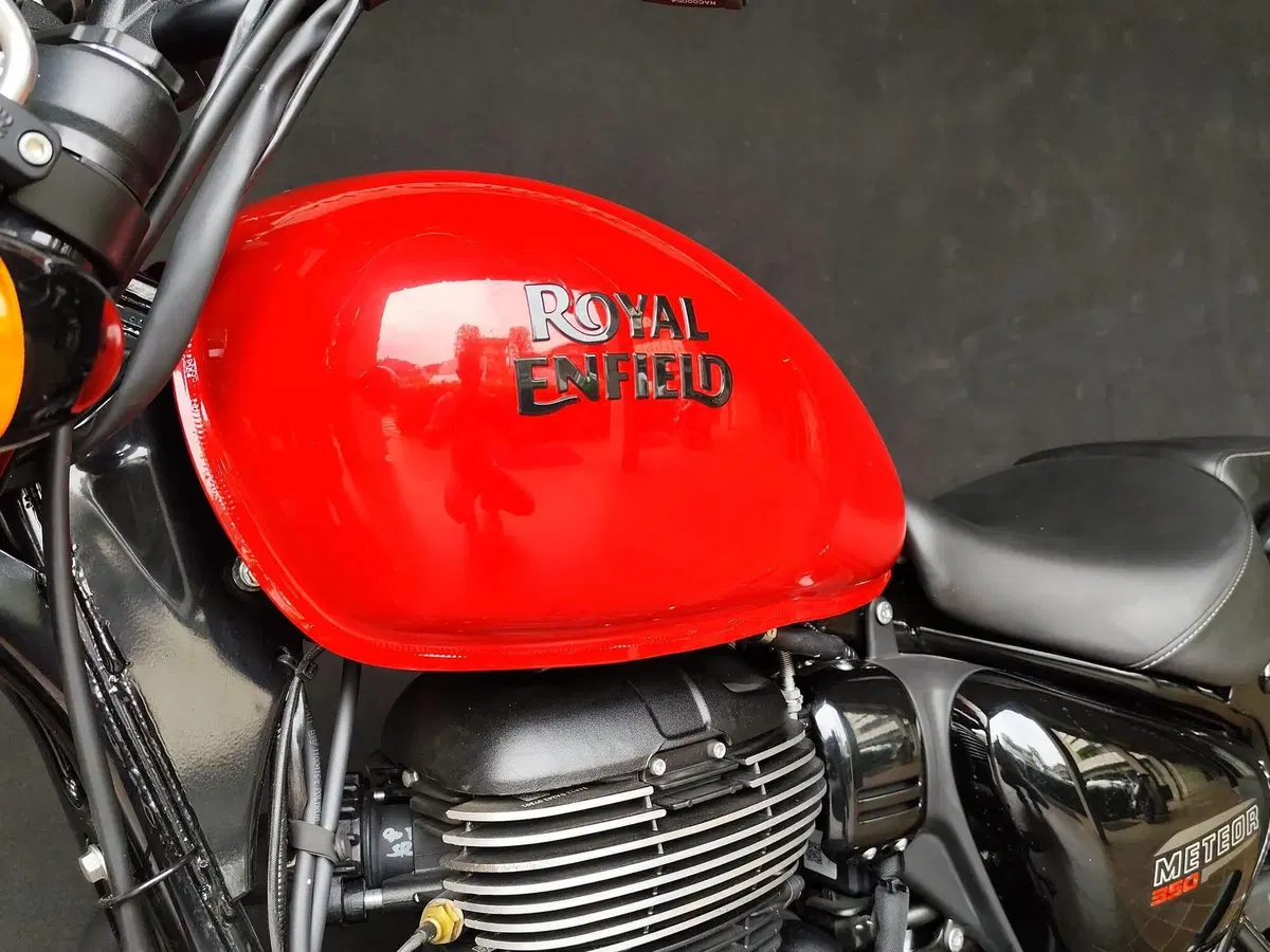 Royal Enfield Meteor 350 (2021 - 26) (16)