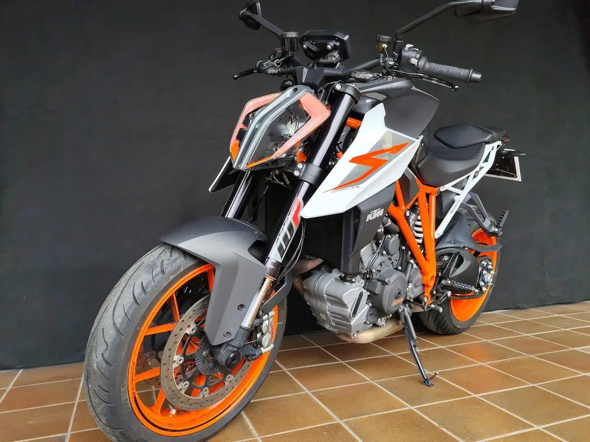 KTM 1290 Super Adventure R (2017 - 20) (6)