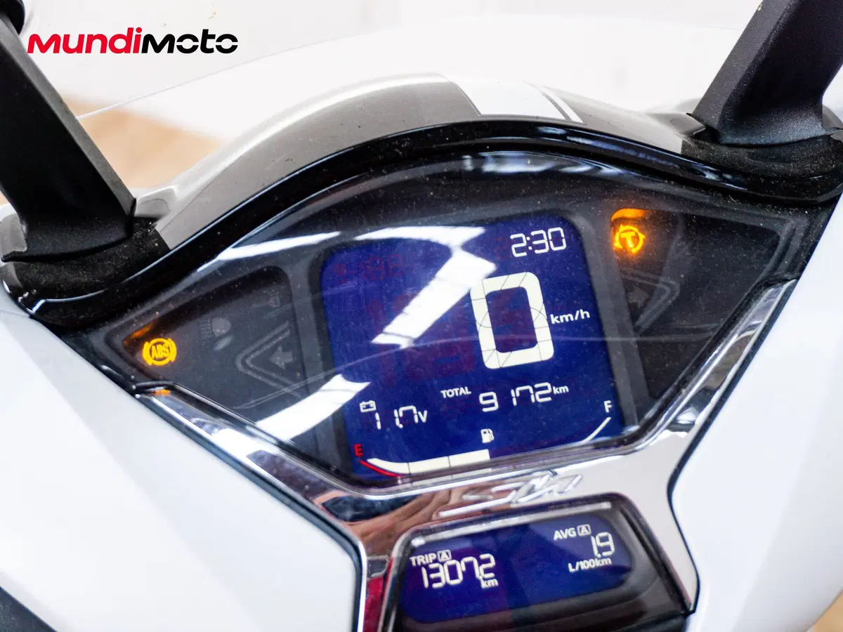 Honda SH 150i Sport (2024 - 25) (12)