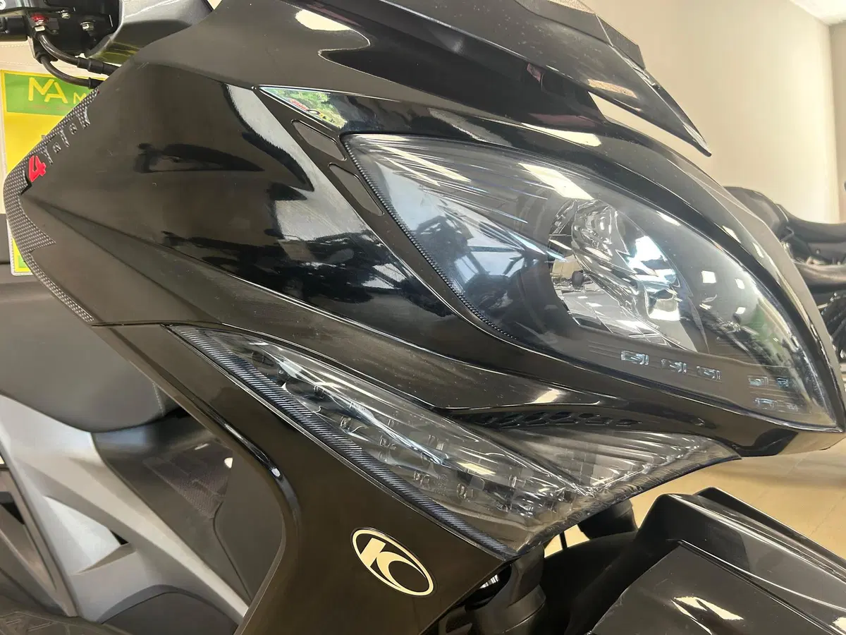 Kymco Xciting 400i (2012 - 17) (7)