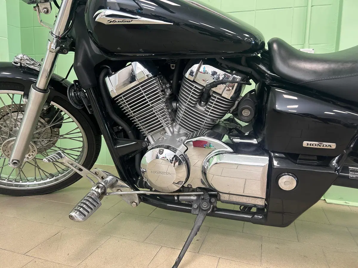 Honda VT 750 Shadow ABS (2007 - 13) (6)