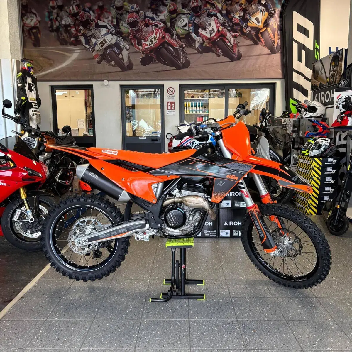 KTM 250 SX-F (2024) (3)