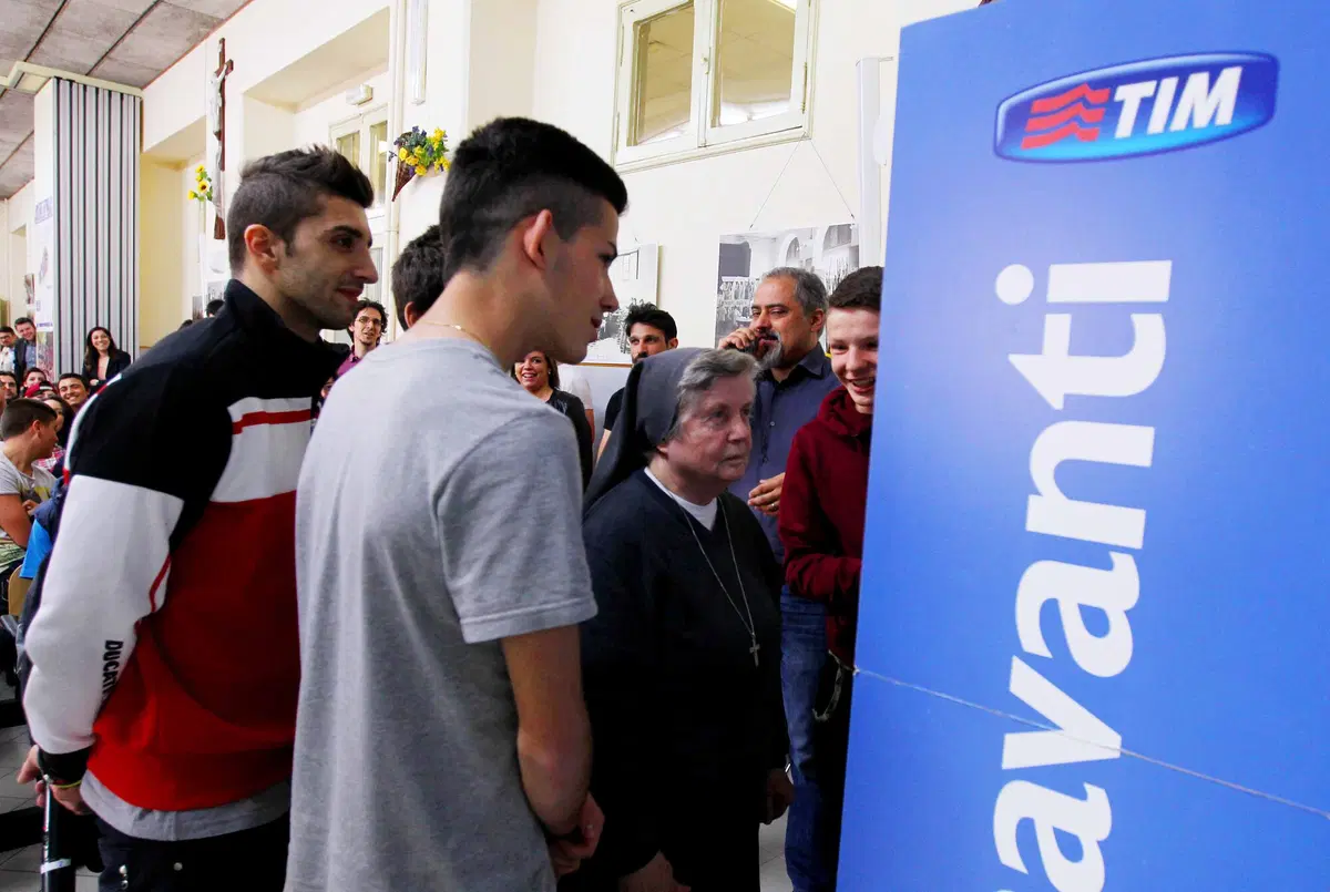 “Tim Guarda Avanti” Andrea Iannone a scuola (5)