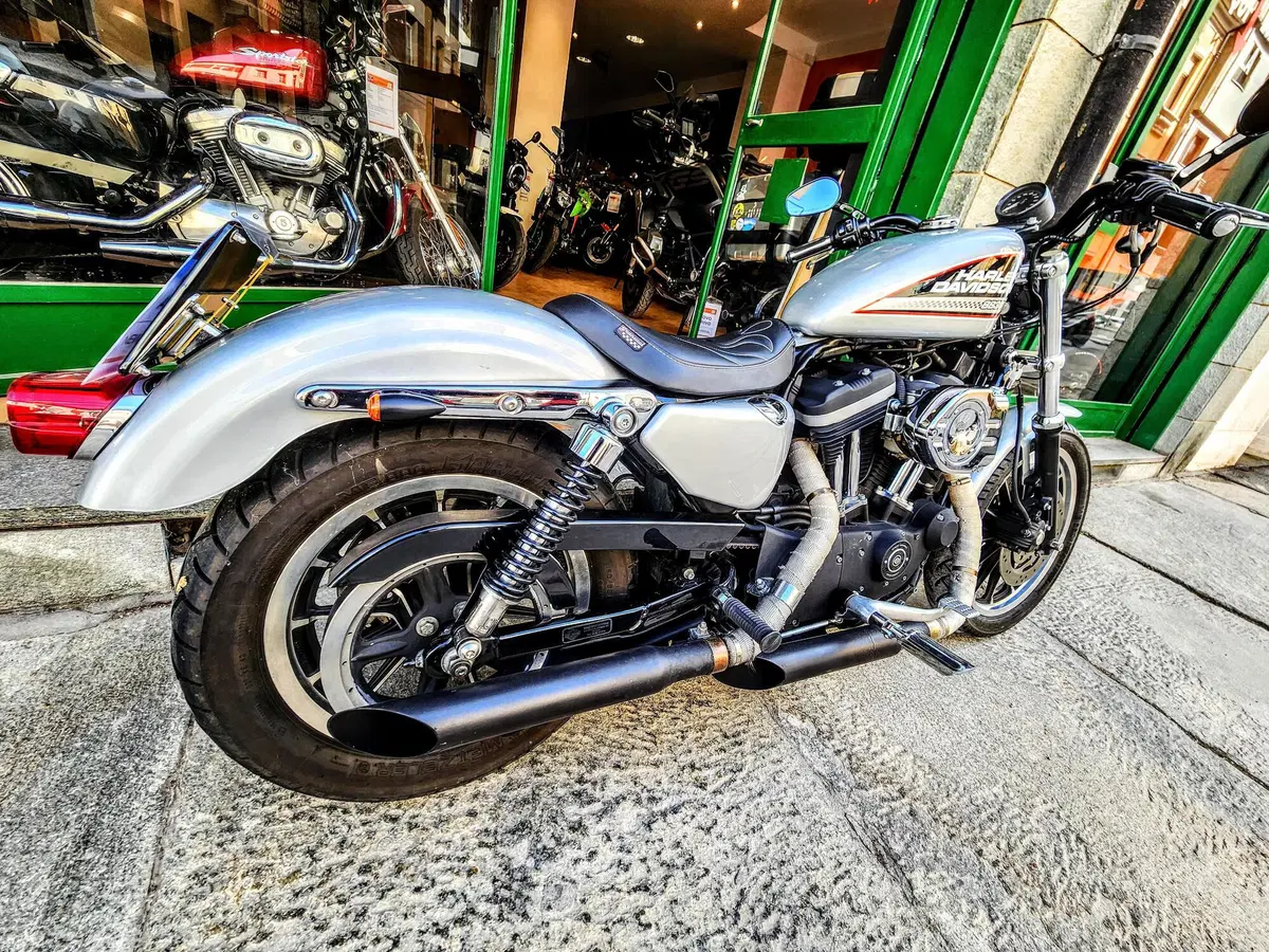 Harley-Davidson 883 R (2006 - 07) - XL 883R (12)