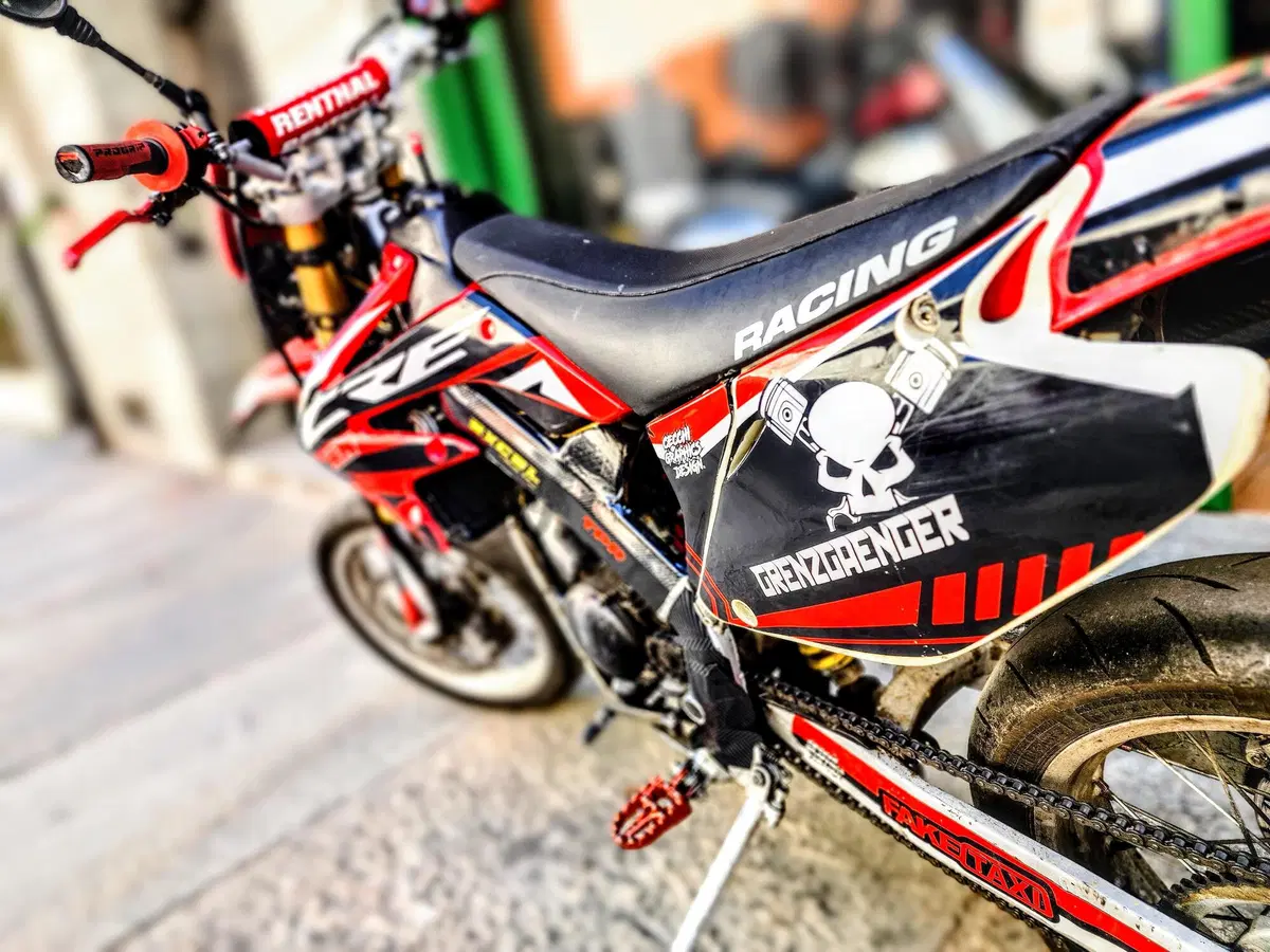 HM CRE 50 Six Competition (2011 - 15) (10)