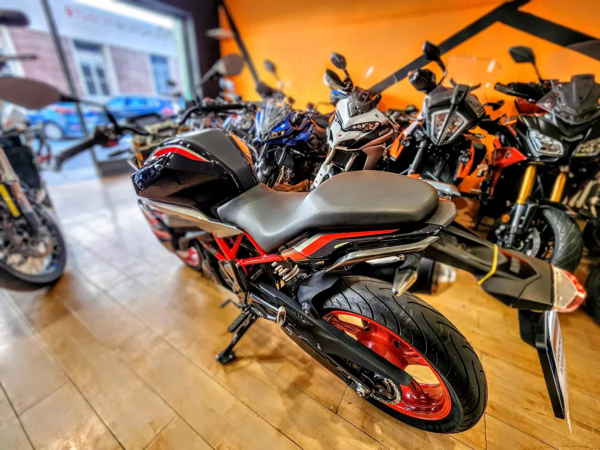 Bmw G 310 R (2021 - 25) (14)
