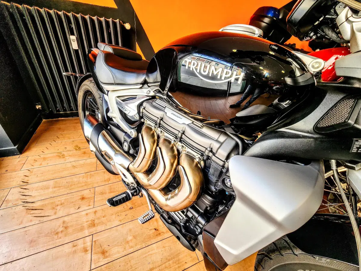 Triumph Rocket 3 R (2021 - 24) (7)