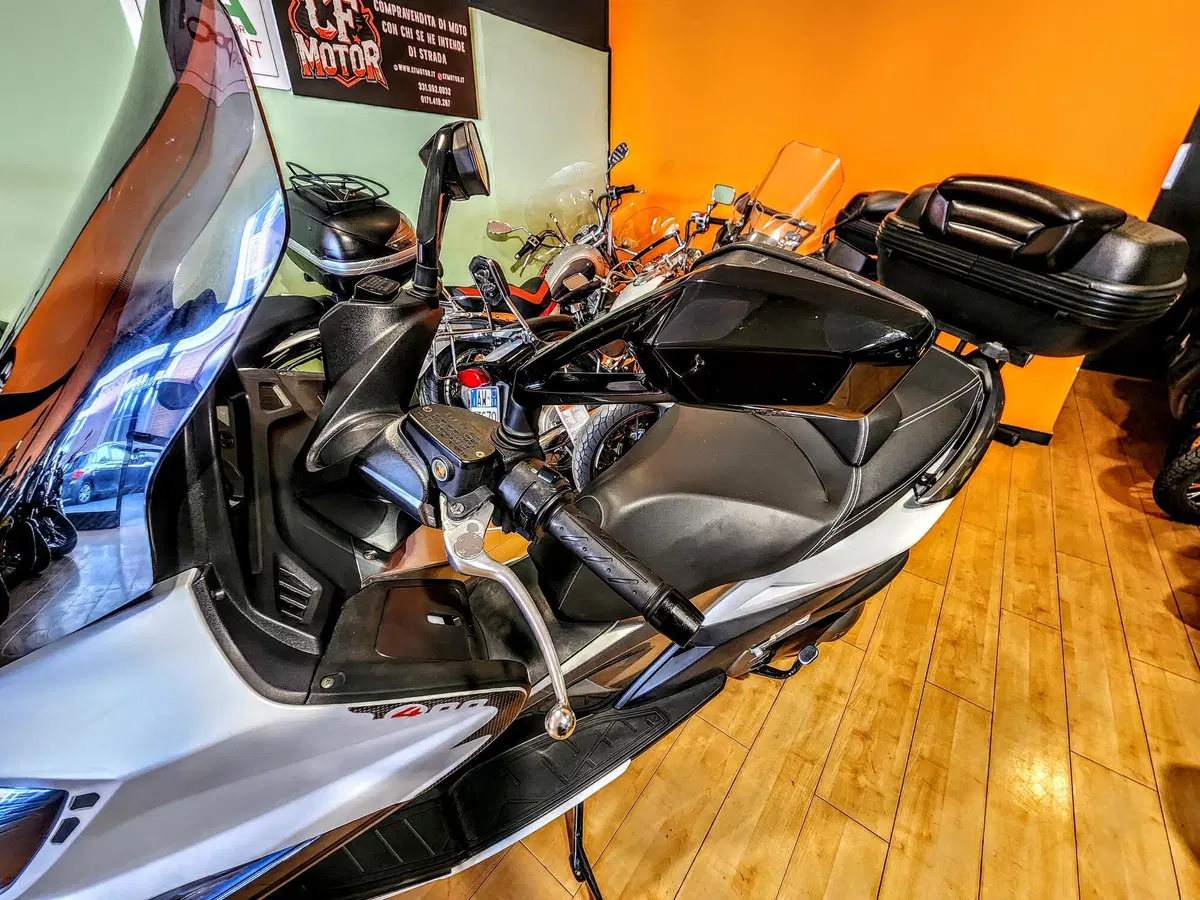 Kymco Xciting 400i (2012 - 17) (11)