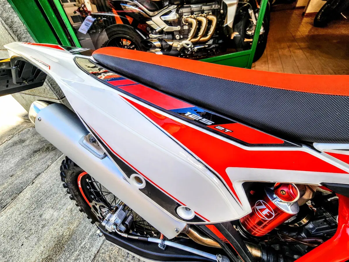 Betamotor RR 125 2T Enduro (2021) (11)