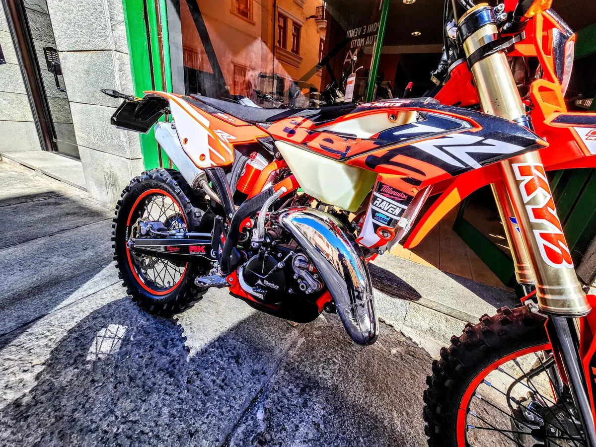 Betamotor RR 125 2T Enduro (2022) (7)