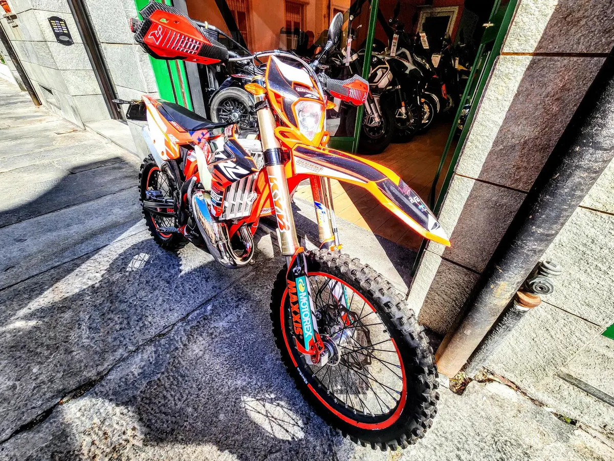 Betamotor RR 125 2T Enduro (2022) (8)