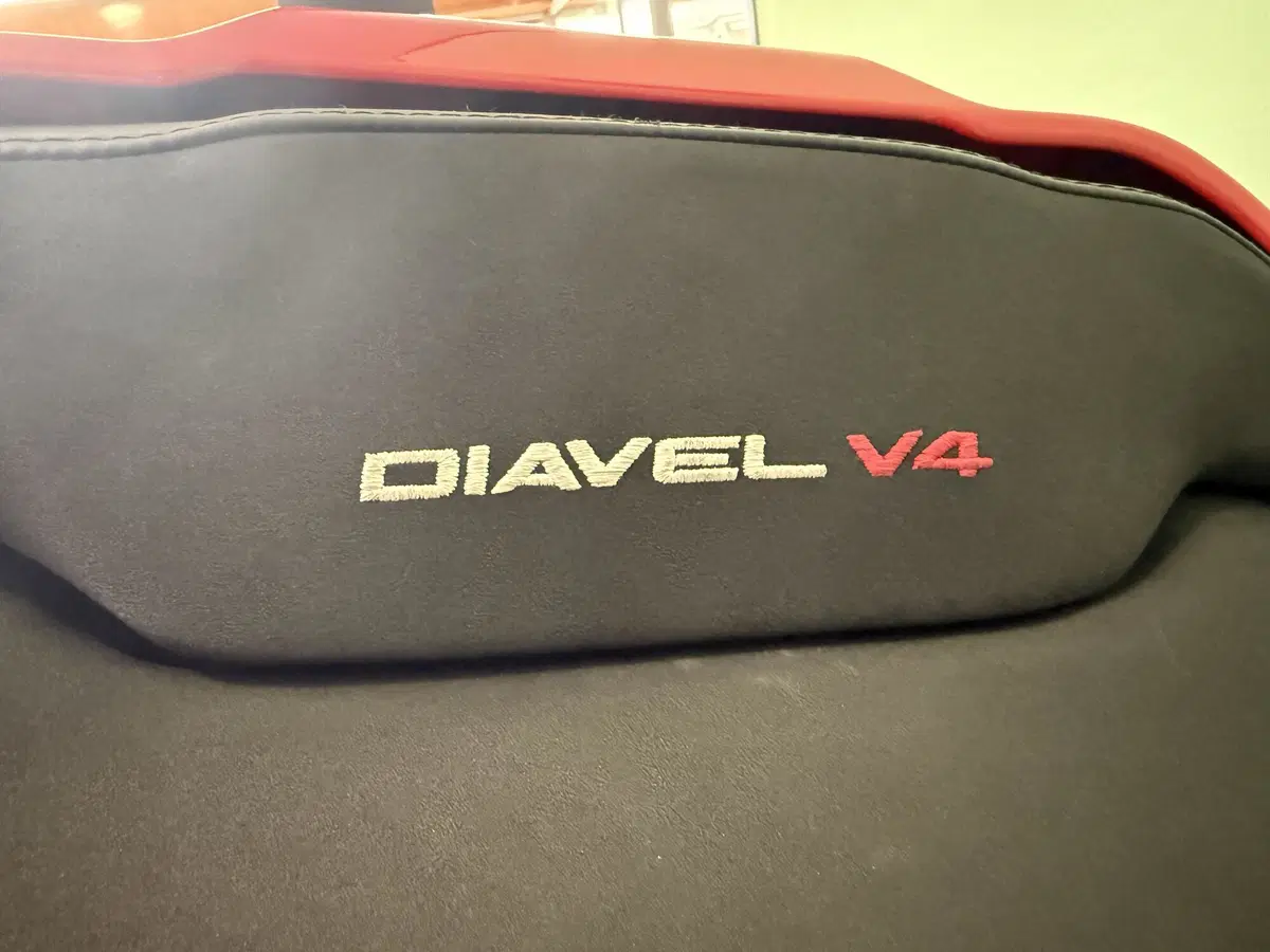 Ducati Diavel V4 (2023 - 26) (12)