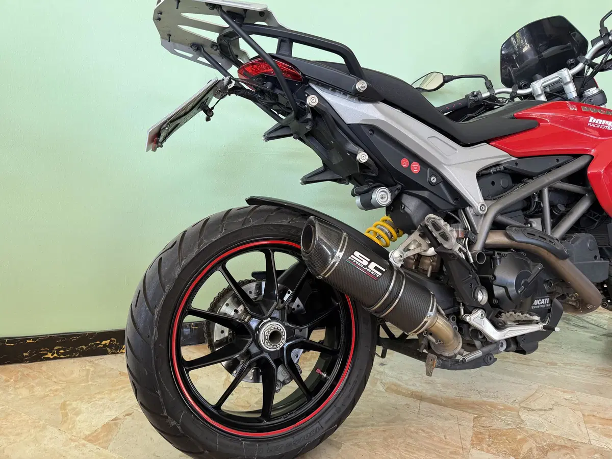 Ducati Hyperstrada 821 (2013 - 15) (12)