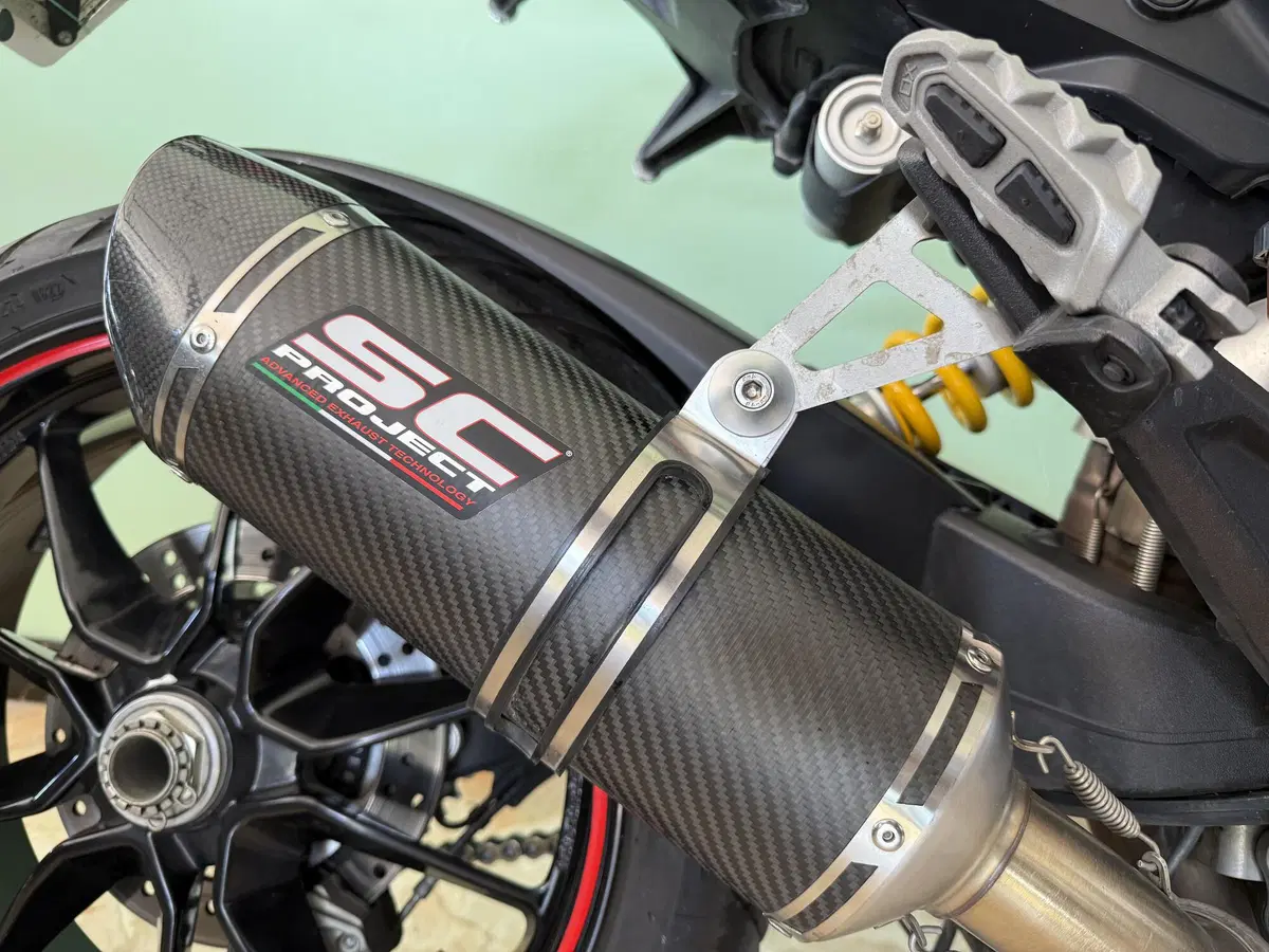 Ducati Hyperstrada 821 (2013 - 15) (13)