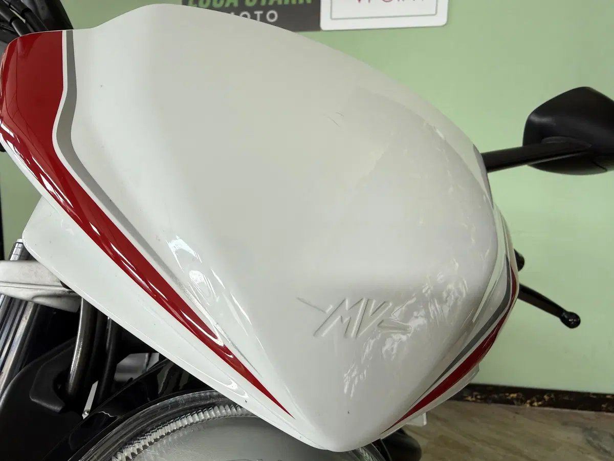 MV Agusta Brutale 1090 R (2012 - 15) (13)