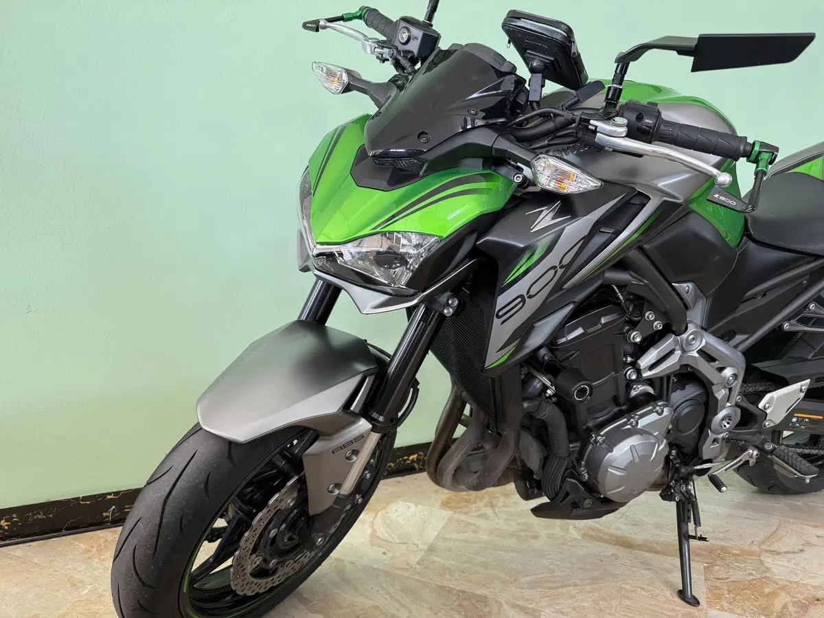 Kawasaki Z 900 (2019) (8)