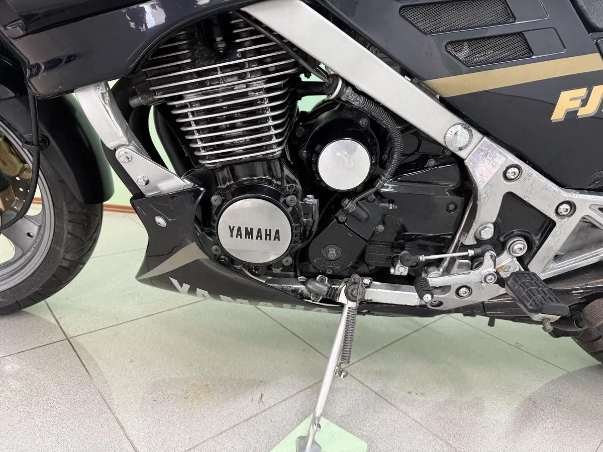 Yamaha FJ 1200 (1986 - 94) (8)
