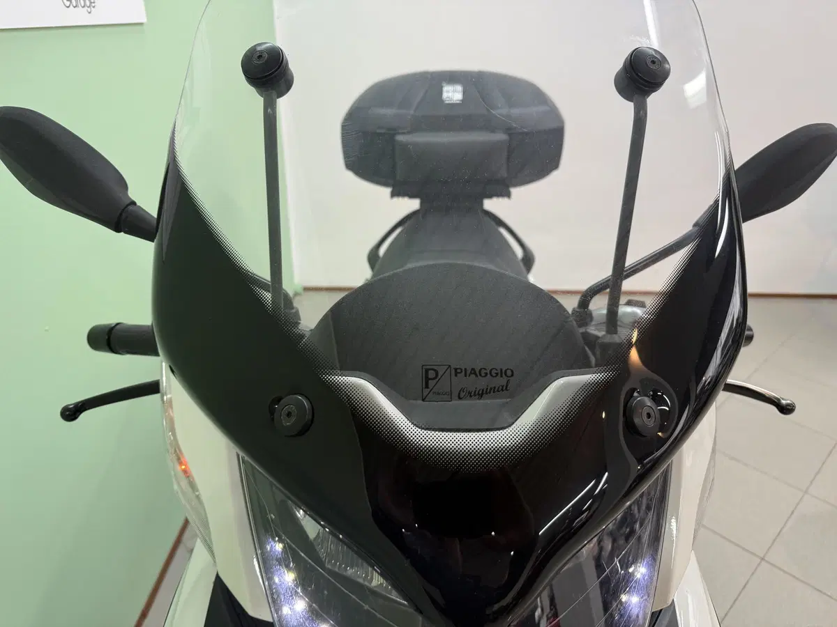 Piaggio Mp3 300 ie Yourban ERL/LT (2011 - 16) (19)