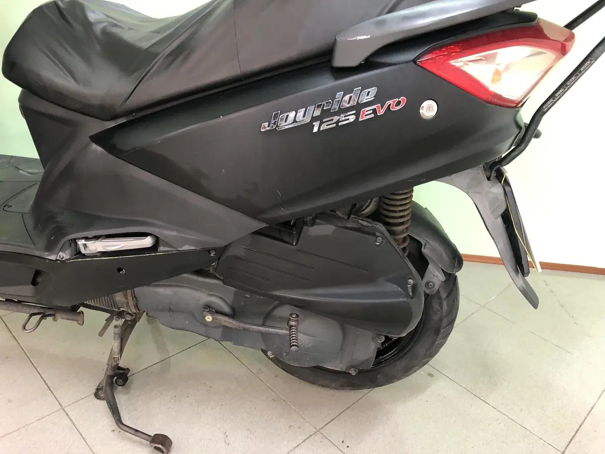 Sym Joyride 125 EVO (2008 - 17) (9)