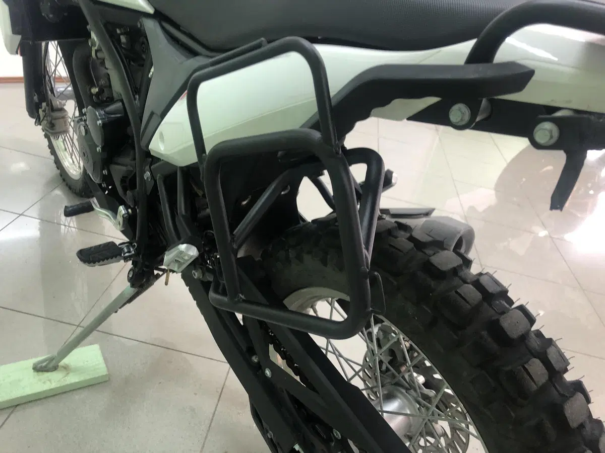 Betamotor Alp 4.0 (2024 - 26) (14)