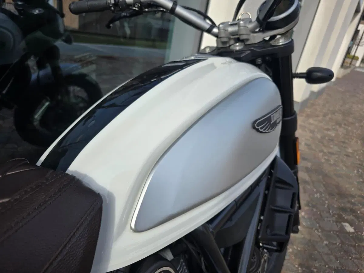 Ducati Scrambler 800 Full Throttle (2017 - 21) (7)