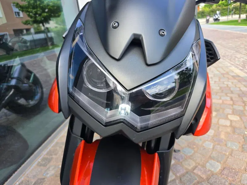 Kawasaki Z 1000 (2010 - 13) (14)