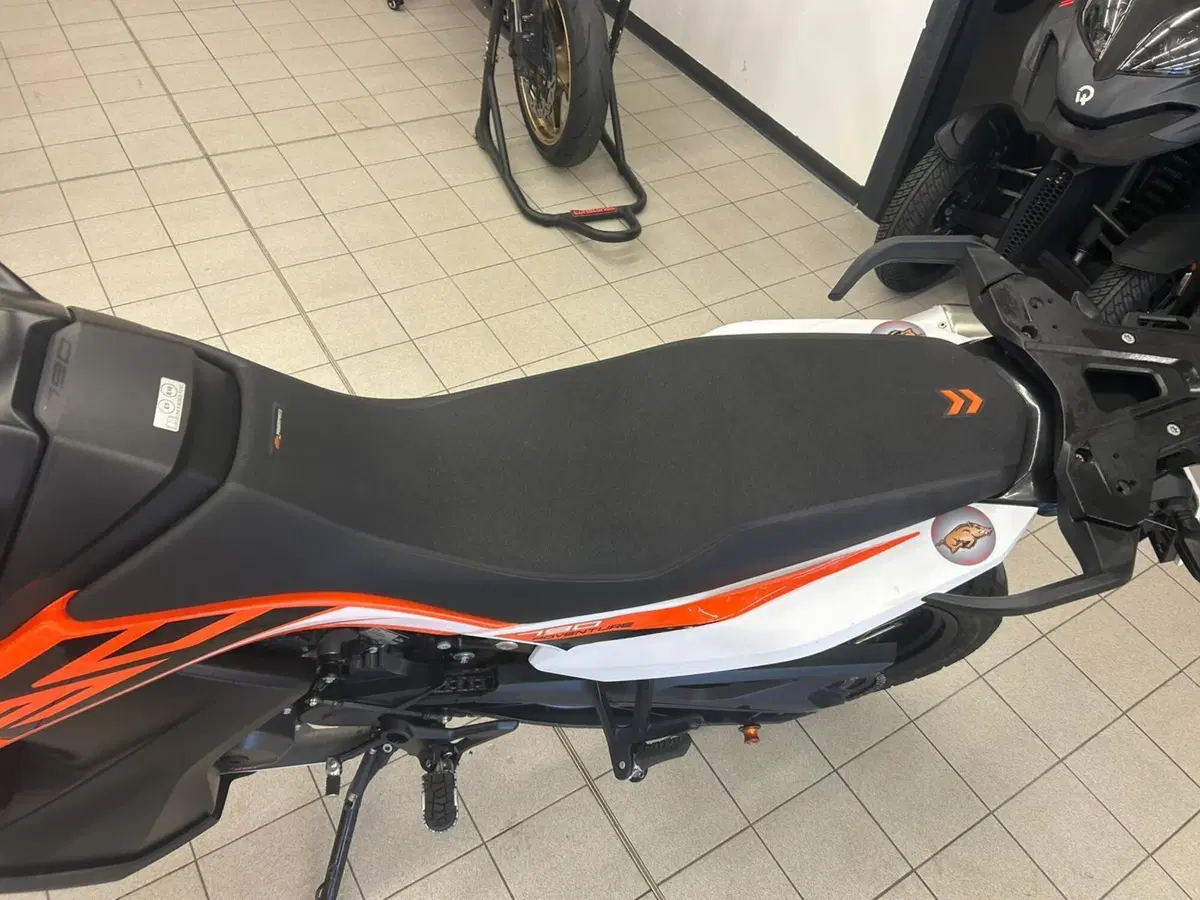 KTM 790 Adventure (2023 - 24) (10)