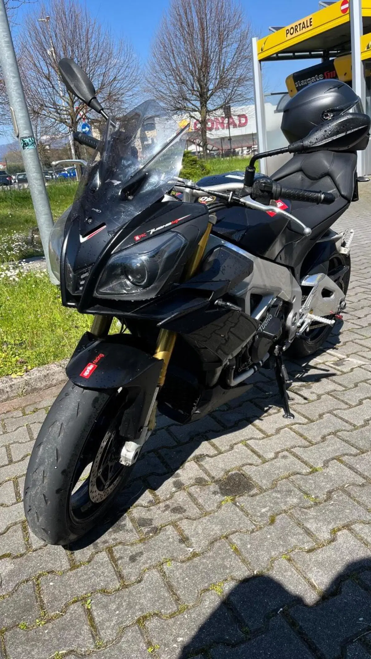 Aprilia Tuono V4 R APRC ABS (2013 - 15) (2)