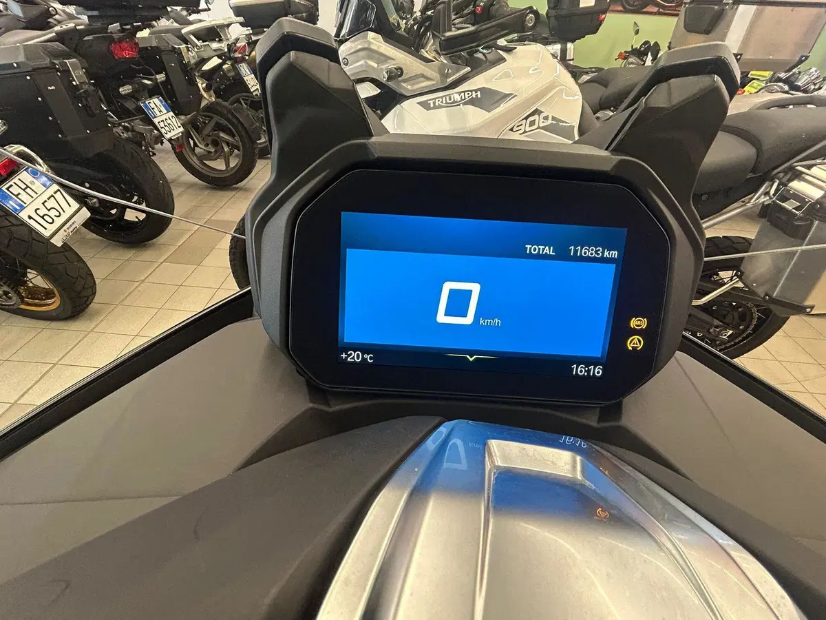 Bmw C 400 GT (2021 - 24) (9)