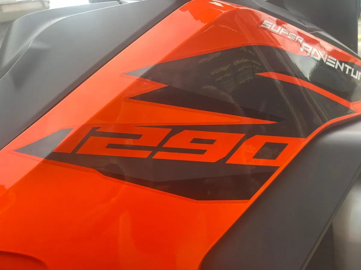 KTM 1290 Super Adventure S (2021) (8)