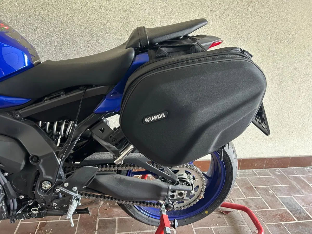 Yamaha MT-09 Y-AMT (2024 - 26) (4)