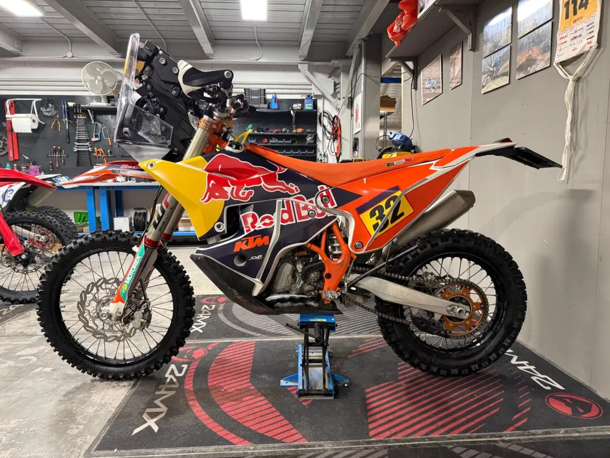 KTM 450 Rally (2022) (3)
