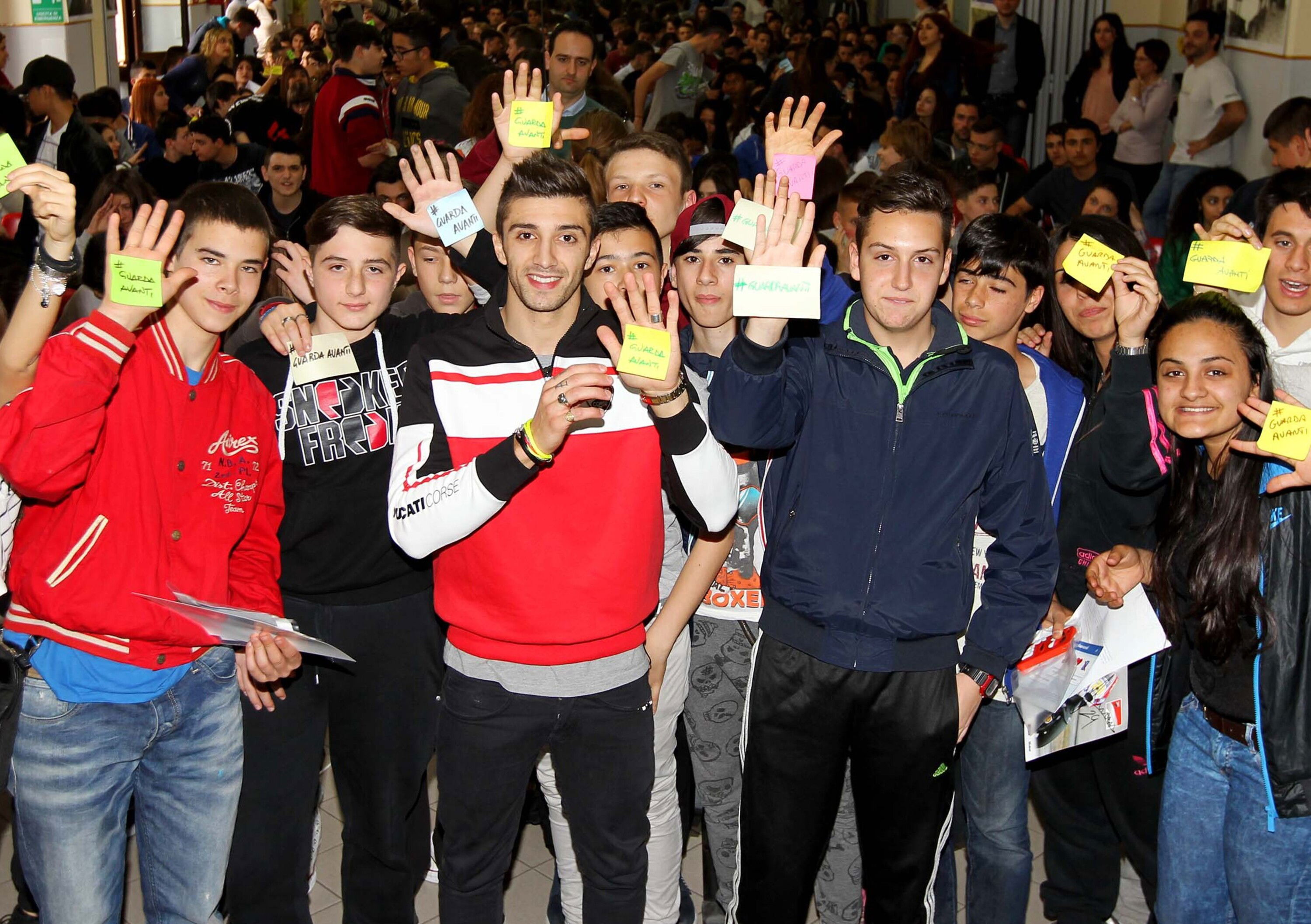 &ldquo;Tim Guarda Avanti&rdquo; Andrea Iannone a scuola