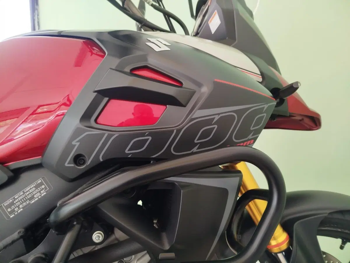 Suzuki V-Strom 1000 ABS (2014 - 17) (6)