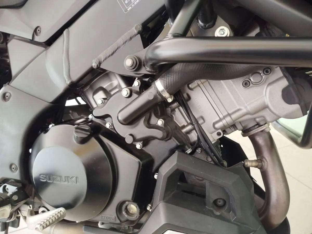 Suzuki V-Strom 1000 ABS (2014 - 17) (7)