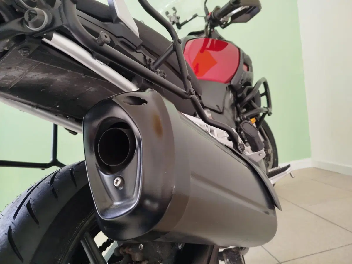 Suzuki V-Strom 1000 ABS (2014 - 17) (9)