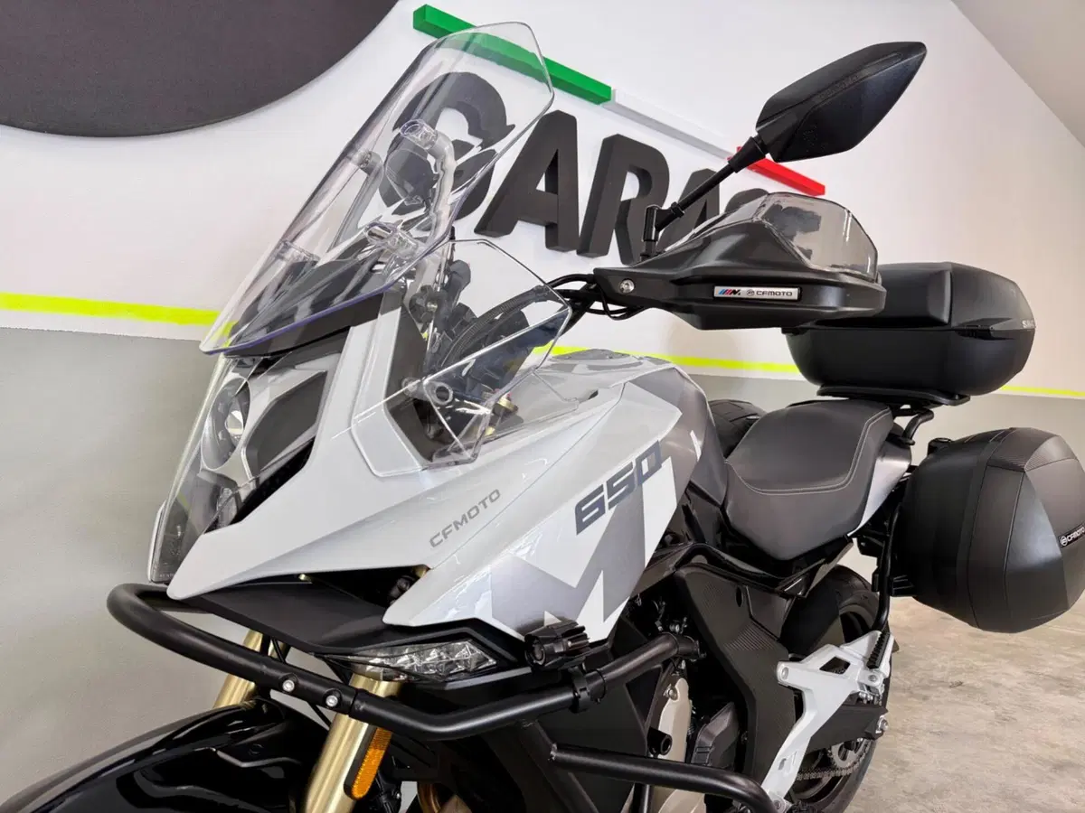 CFMOTO 650MT (2021 - 24) (8)