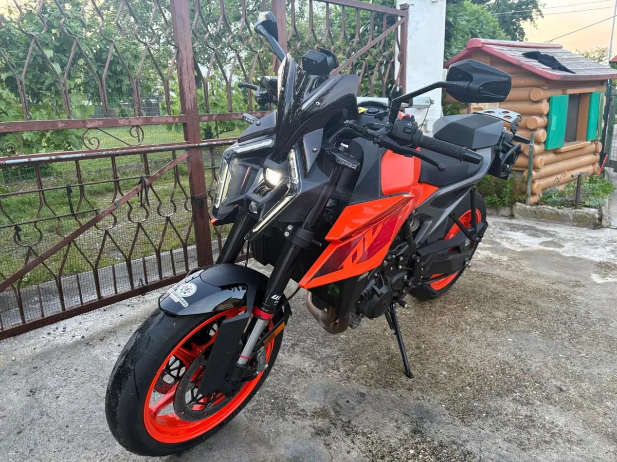 KTM 990 Duke (2024 - 26) (2)