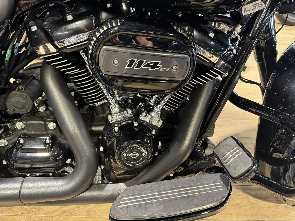 Harley-Davidson Street Glide Special (2021 - 23) (7)