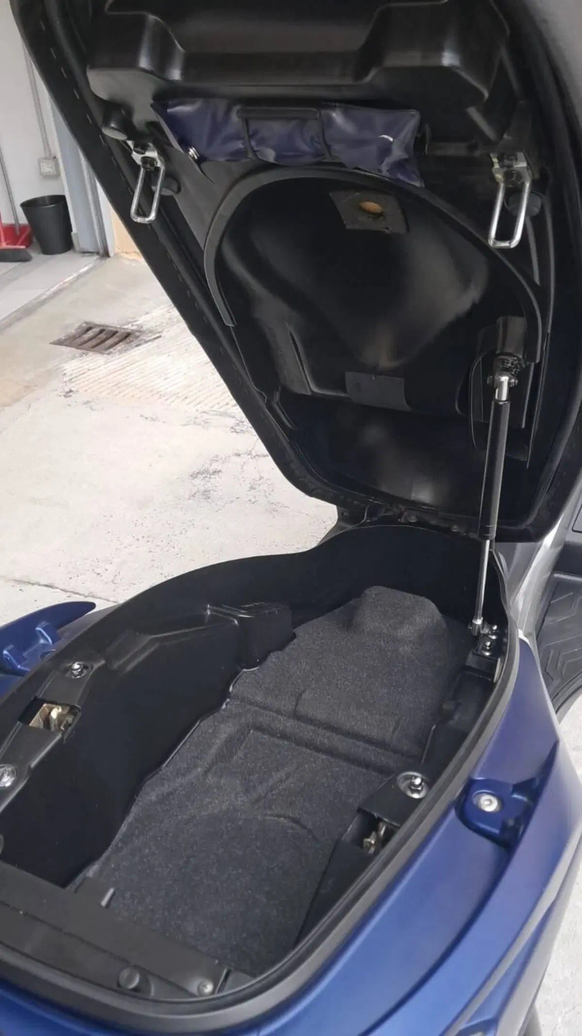 Kymco Downtown 350i TCS (2020) (8)