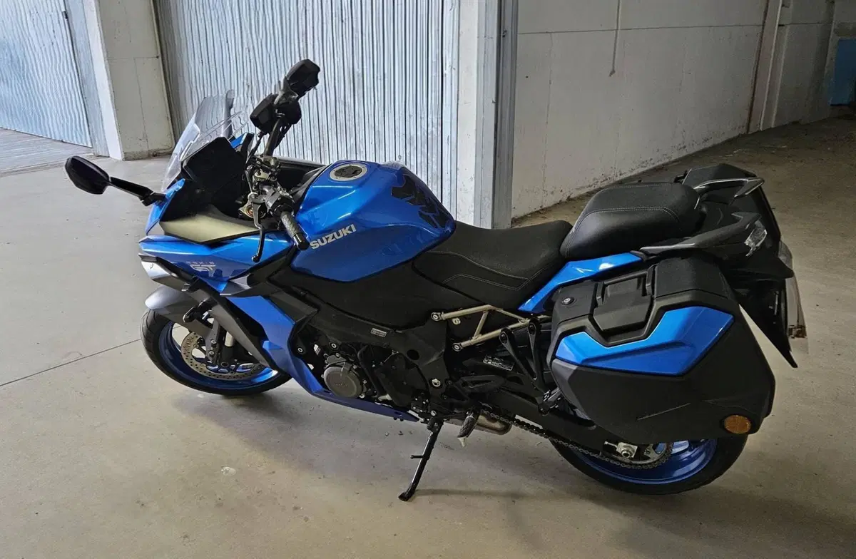 Suzuki GSX-S1000GT (2022 - 24) (6)