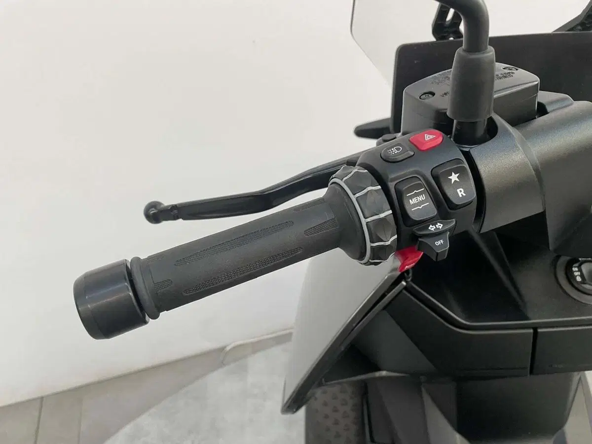 Bmw CE 04 (2021 - 25) (7)