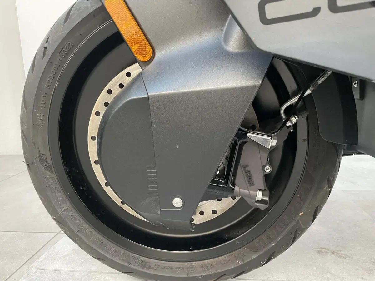 Bmw CE 04 (2021 - 25) (15)