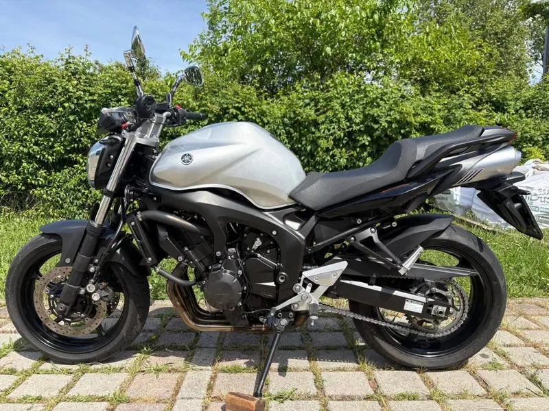 Yamaha FZ6 S2 (2007 - 11) (6)