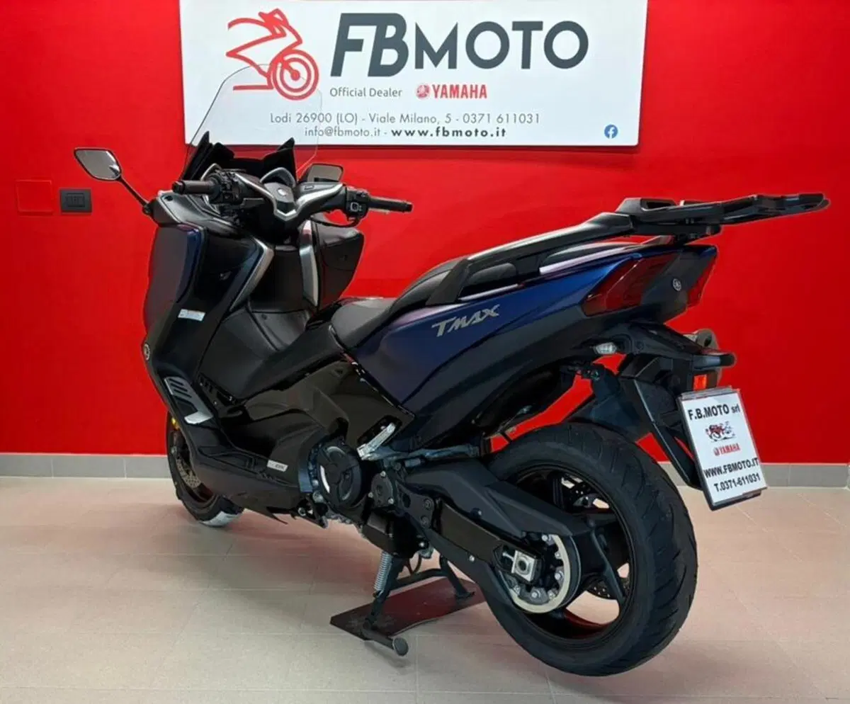 Yamaha T-Max 530 DX (2017 - 19) (3)