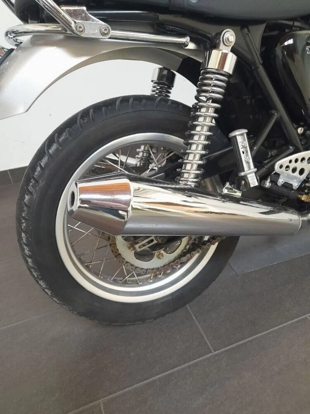 Triumph Thruxton 900 (2004 - 15) (4)