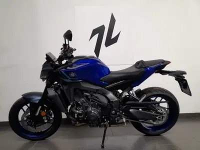 Yamaha MT-09 Y-AMT (2024 - 26) usata