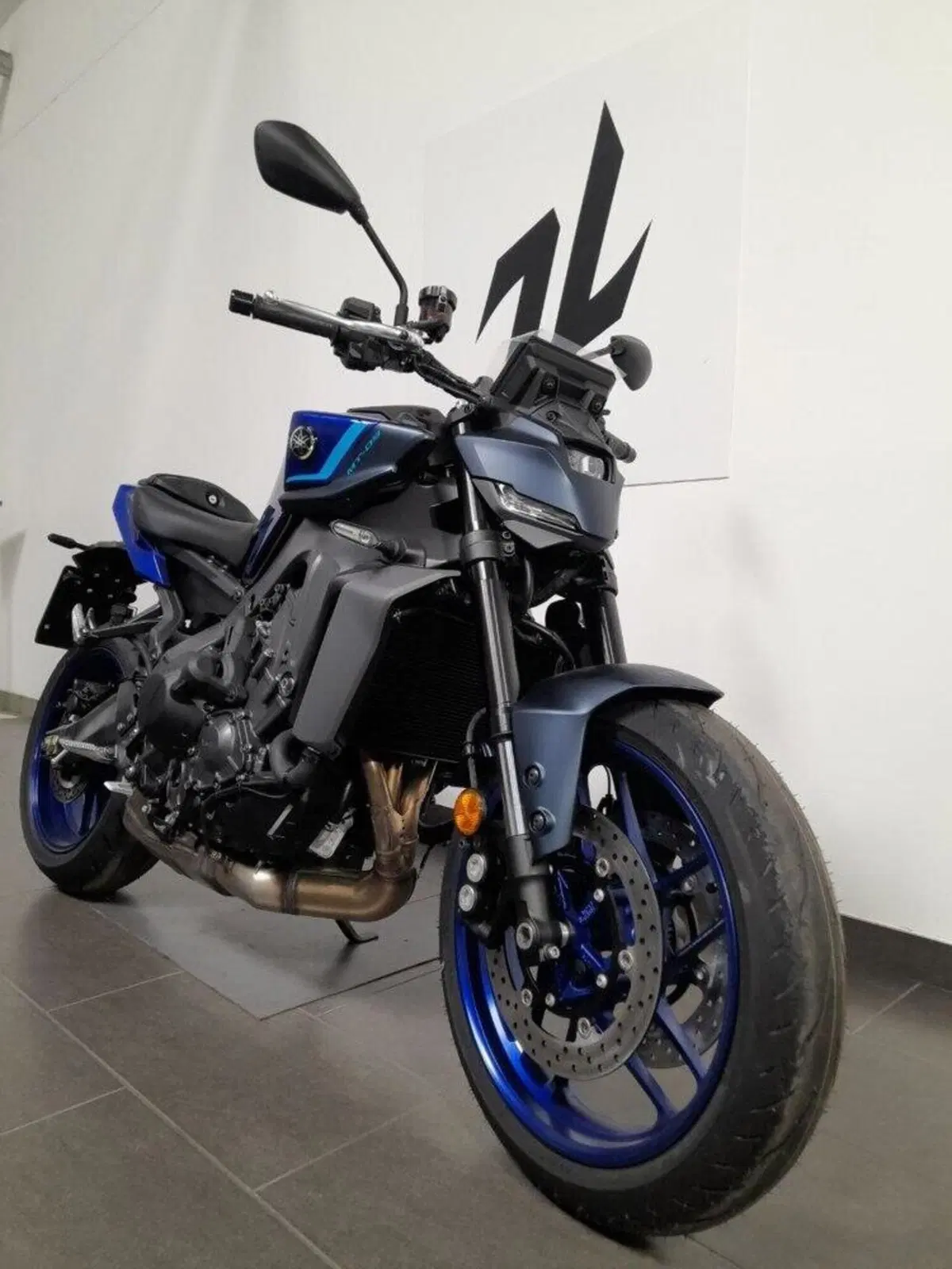 Yamaha MT-09 Y-AMT (2024 - 26) (3)